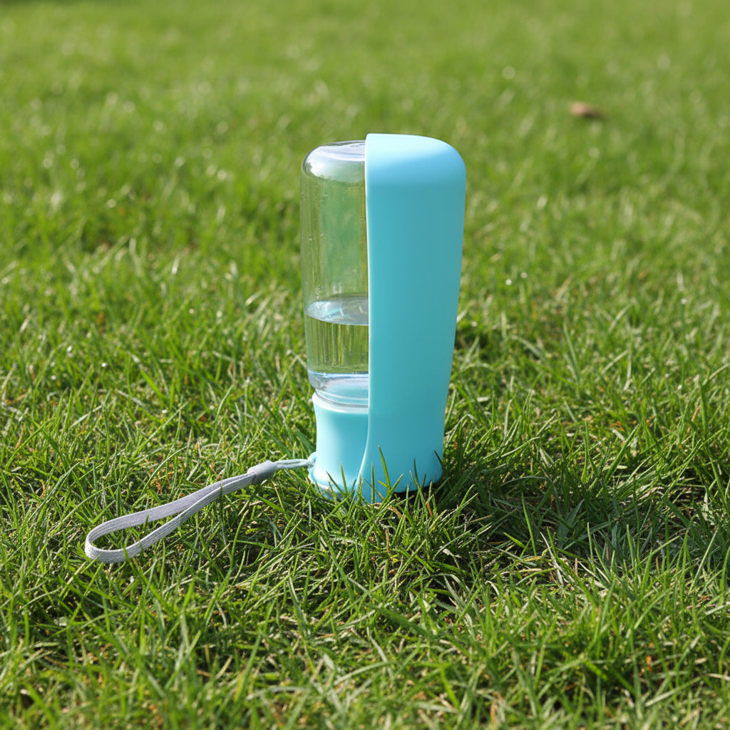 Portable Dog Water Bottle – Foldable Leak-Proof Travel Dispenser